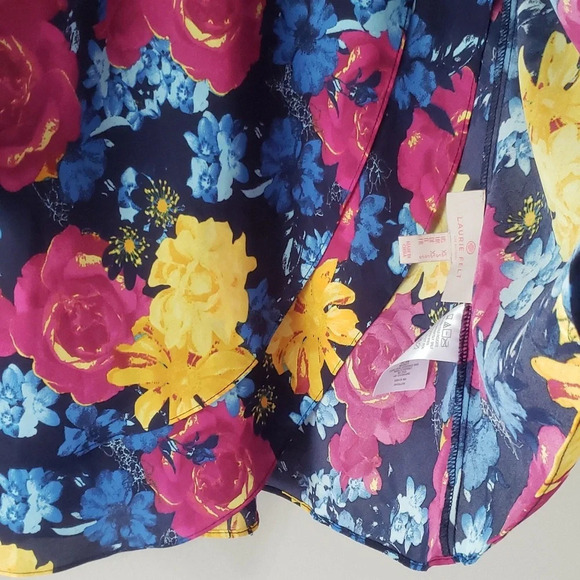 Laurie Felt Floral Blouse Top Women XS Extra Small Colorful Office Career Unique - Picture 4 of 10